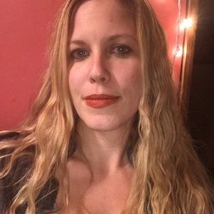 Meet your Posher, Denae